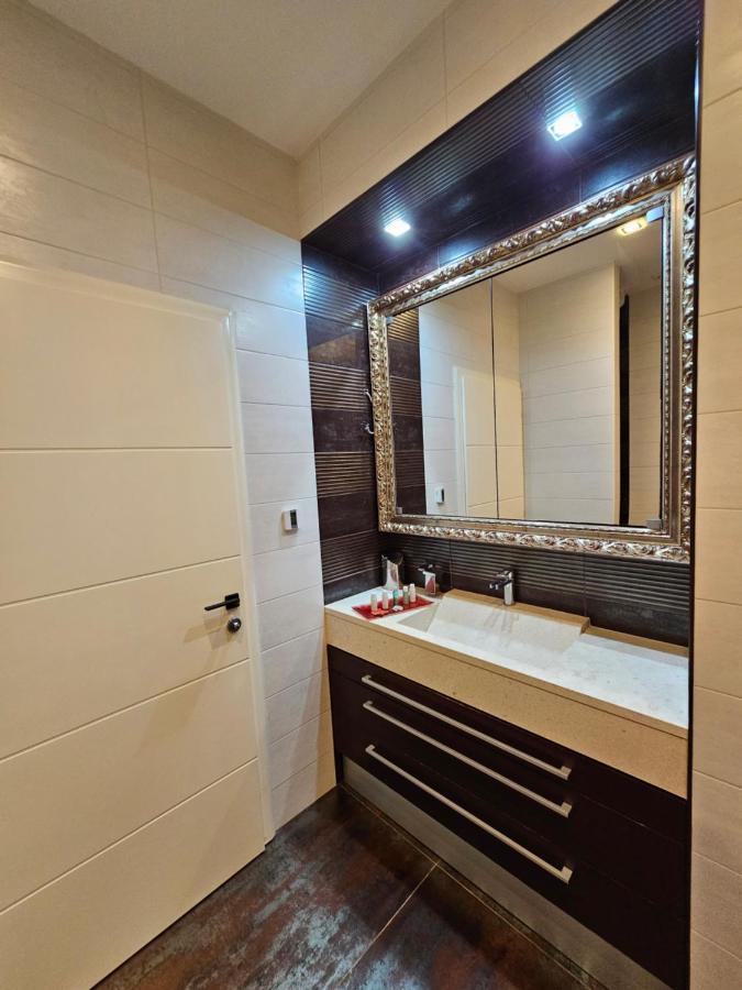 Azzuro Apartment Self Check In Rijeka Exterior photo